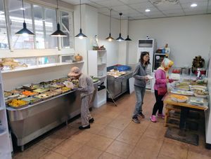 Buffet options at YǒngXìng SùShí Guǎn 永興素食館 in Penghu