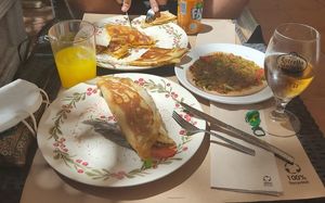 Durum de falafel, pizza Siria y torta Siria at Hostal Almanzor Gredos Avila in Navarredonda De Gredos