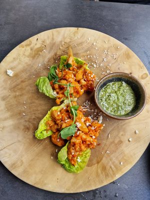 Cauliflower tacos at Bom in Bouillon