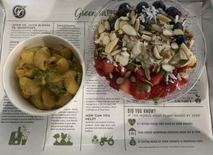 Mac & Cheez and Açaí Bowl at Green Culture in New Port Richey