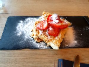 Greek Milfei dessert at Griekse Taverna Doris in Groningen