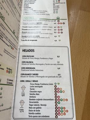 More vegan options   at Suc de Lluna BioCafe in Valencia