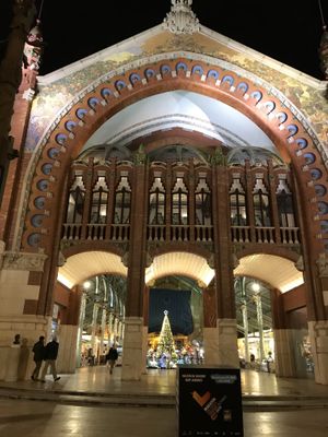 Grand entrance to the market at Colon   at Suc de Lluna BioCafe in Valencia