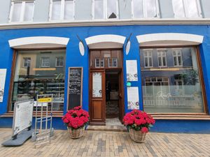 Front at Künstlercafé in Husum