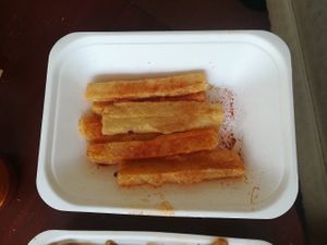 V halloumi fries (£6.50!!!) at The Athenian in Bristol