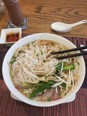 Vegan "chicken" pho at Ba Xa - Quan 3 in Ho Chi Minh City
