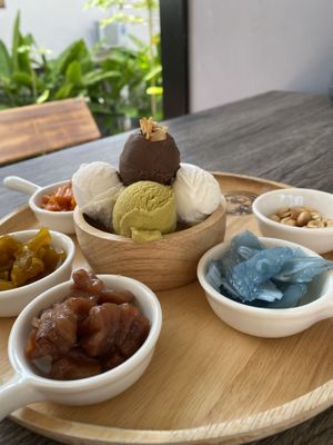 😍😍😍  at Lamai Coconut Ice Cream in Koh Samui