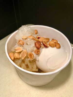 Coconut Ice cream at Lamai Coconut Ice Cream in Koh Samui