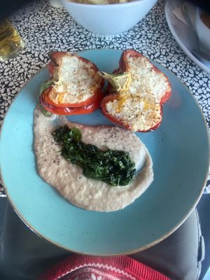 Lovely food great venue at St Elli's Bay in Llanelli