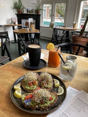 Avocado toast  at Mahalo in Groningen