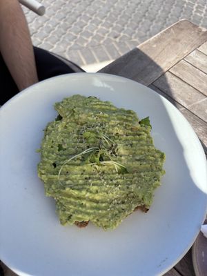 Avo on toast   at Blended in Cape Town