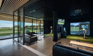 Le Digital - simulator booths to rent for use of virtual golf simulators or privatized dining experience  at Golf Exécutif Montréal - Le Lounge in Montreal
