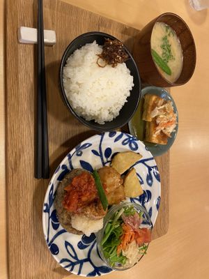 Lunch set  at Tsubame Kissashitsu in Kurashiki