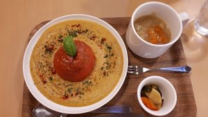 vegan meal at Tsubame Kissashitsu in Kurashiki