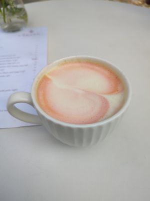 beetroot latte at Good Mood Food in Kuressaare