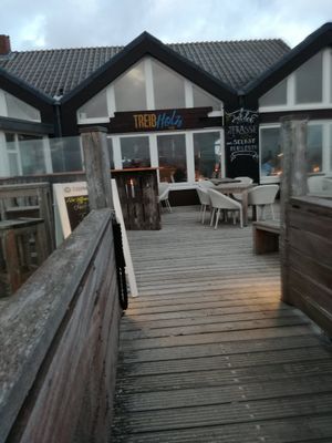 . at TreibHolz in Utersum Auf Foehr