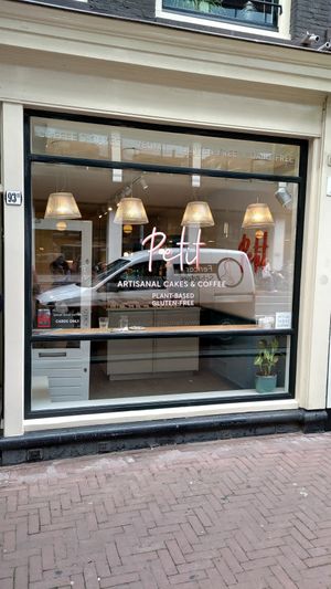  at Petit by Sam in Amsterdam