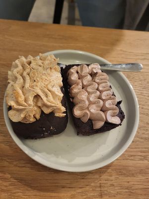 Peanut and choco cake & Mocha loaf at Petit by Sam in Amsterdam