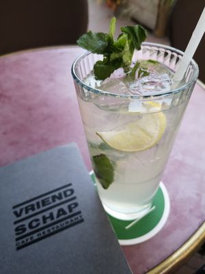 Mojito 8,50€ at VRIENDSCHAP in Middelburg