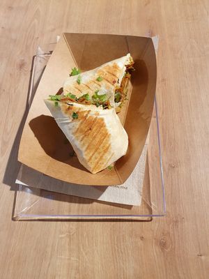 Budha wrap at Mooi in Brno