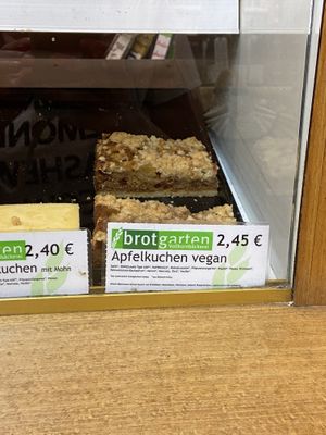 Vegan Apple Pie  at Prinz Biomarkt in Kappeln