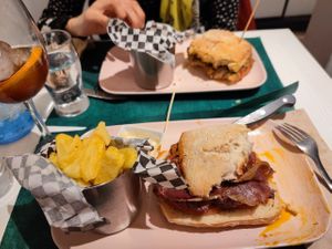  at Duke's in Miliano