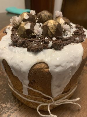 Pan dulce relleno de mouse de chocolate at Vaniglia in Rosario