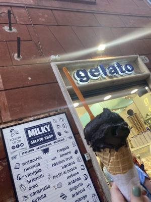 Dark chocolate ice cream is like heaven! 🤤   at Gelato Artigianali in Rome