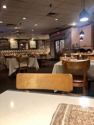 Interior at Taj Palace in Hilliard