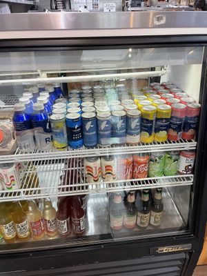 Bebidas  at Bubbie's - Plant Burgers at Plant Food Lab in Washington