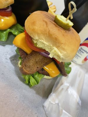 Hamburguesa  at Bubbie's - Plant Burgers at Plant Food Lab in Washington