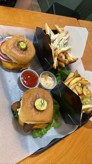 Hamburguesas  at Bubbie's - Plant Burgers at Plant Food Lab in Washington