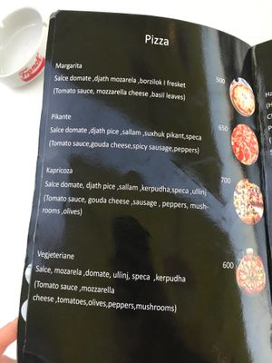 Pizzas can be made vegan at Onhezmi in Sarande