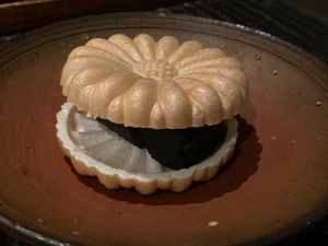 Kuchidori: Black sesame tofu monaka at Kajitsu in New York City