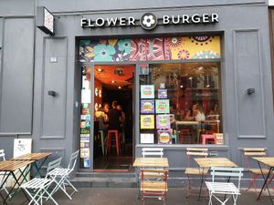 Restaurant at Flower Burger in Marseille