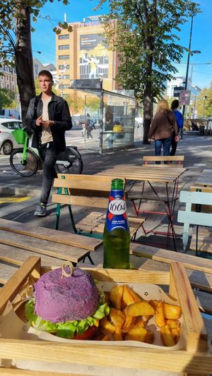 Flower Burger Meal, beer upgrade. €15.50 at Flower Burger in Marseille