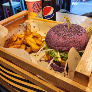  at Flower Burger in Marseille