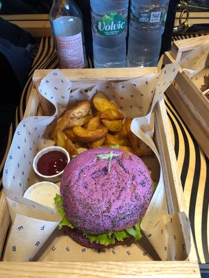 Cherry bomb and fries at Flower Burger in Marseille