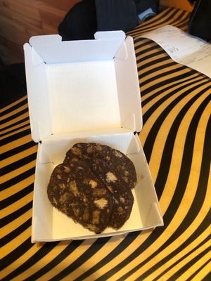 Salami at chocolate at Flower Burger in Marseille