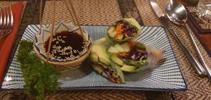 Vegan starter, springroll with avocado, christmas 2019 at Thong Thai in Wemeldinge