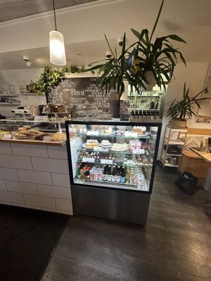 Loads of well presented good vegan stuff   at Rohe in Tallinn