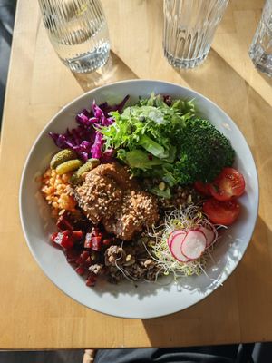 Tofu buckwheat bowl at Rohe in Tallinn