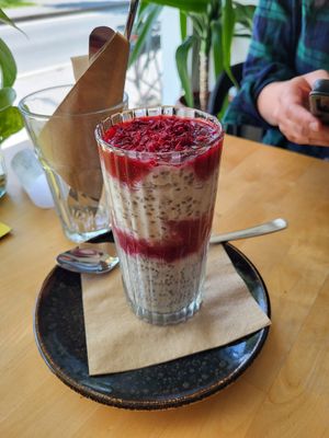 Overnight oats with chia seeds and berries at Rohe in Tallinn