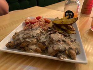 gnocki de abóbora e cogumelos at Club Life in Porto