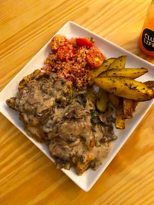 gnocki at Club Life in Porto