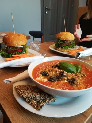 Tomato soup and burgers at Mihiderka - Dielta in Krakow