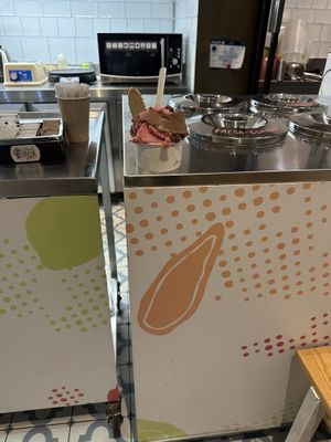 Chocolate and raspberry/lychee on the counter  at Selvática in Barcelona