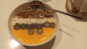 Mango boul at Yesh Fresh in St Petersburg