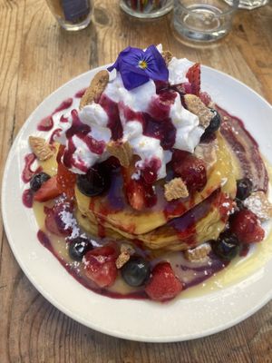 lemon blueberry pancakes  at Cremat 11 in Barcelona