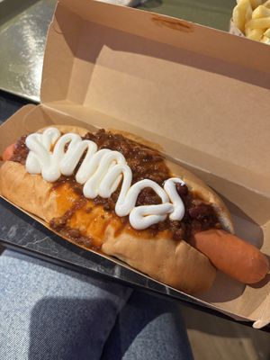 Loaded vegan hot dog | Nov ‘25  at Warner Bros. Studio Tour in Watford